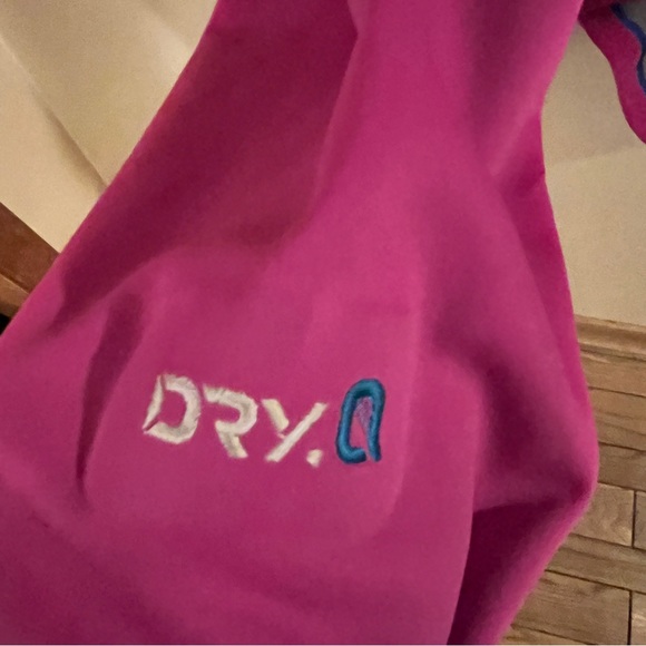 Mountain Hard Wear Dry Q Jacket - Picture 5 of 13